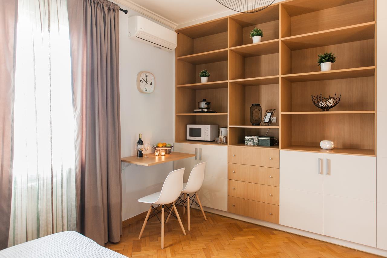 Syntagma Square Apartments By Livin Urbban Atene Esterno foto