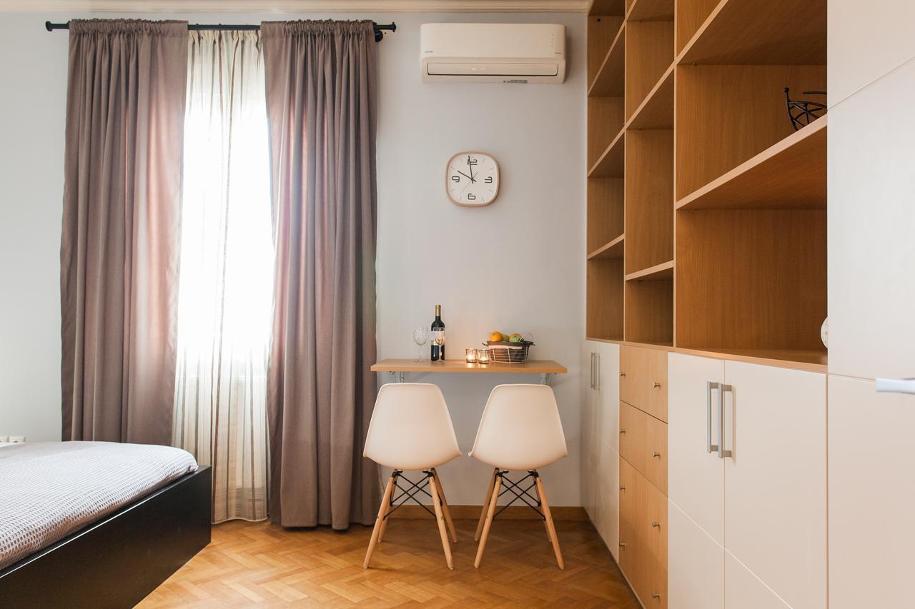 Syntagma Square Apartments By Livin Urbban Atene Esterno foto